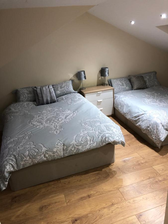 Big Room Rusholme With Tv And Private Bathroom-Parking&Wifi Manchester Eksteriør bilde