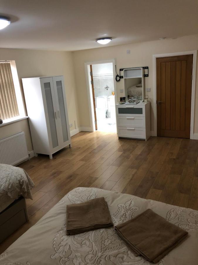 Big Room Rusholme With Tv And Private Bathroom-Parking&Wifi Manchester Eksteriør bilde
