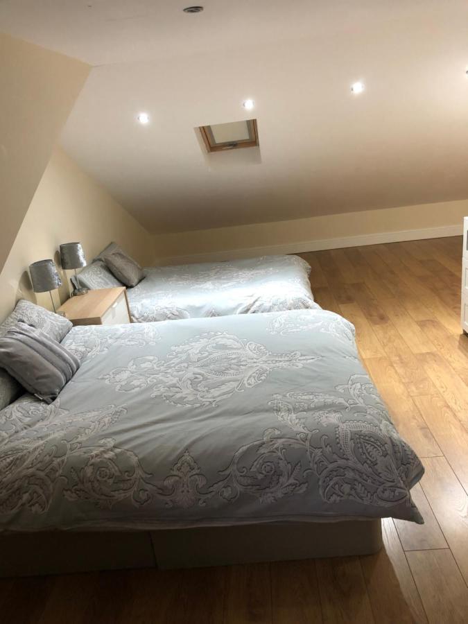 Big Room Rusholme With Tv And Private Bathroom-Parking&Wifi Manchester Eksteriør bilde