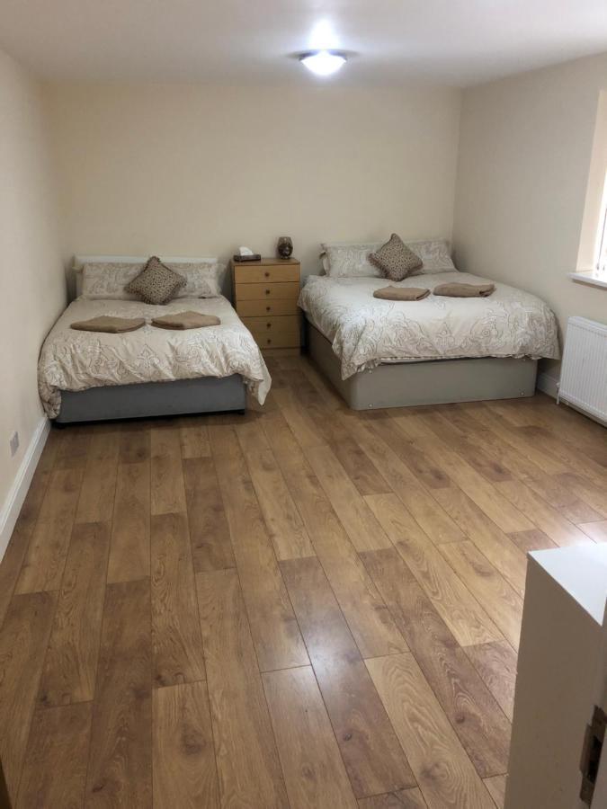 Big Room Rusholme With Tv And Private Bathroom-Parking&Wifi Manchester Eksteriør bilde