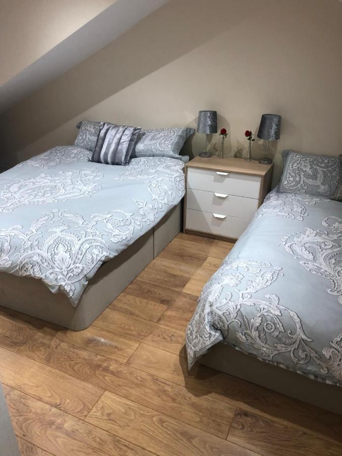 Big Room Rusholme With Tv And Private Bathroom-Parking&Wifi Manchester Eksteriør bilde