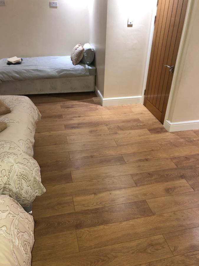 Big Room Rusholme With Tv And Private Bathroom-Parking&Wifi Manchester Eksteriør bilde