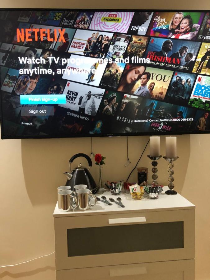 Big Room Rusholme With Tv And Private Bathroom-Parking&Wifi Manchester Eksteriør bilde
