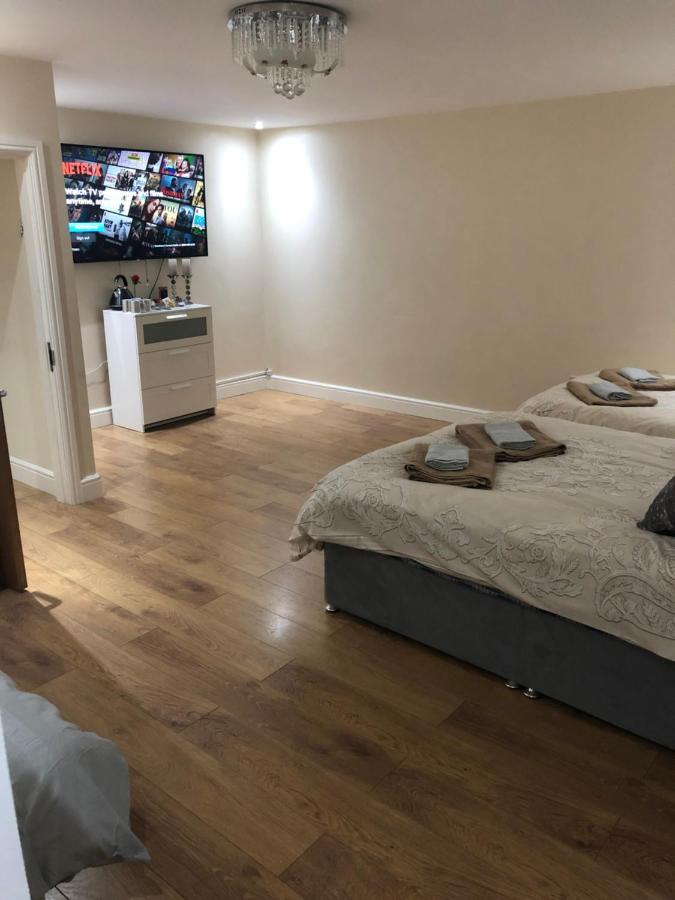 Big Room Rusholme With Tv And Private Bathroom-Parking&Wifi Manchester Eksteriør bilde